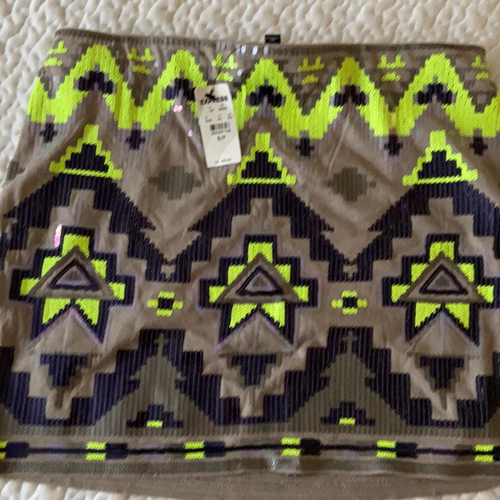 Brand new express skirt sequence